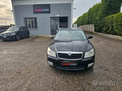 Usata Skoda Octavia Elegance 105 CV (77 kW) 2013 Nero Station wagon
