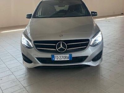 usata Mercedes B180 B 180d Automatic Premium