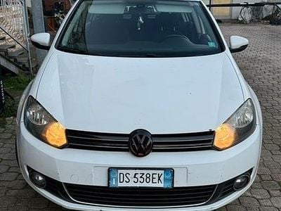 Usata VW Golf VI 110 CV (80 kW) 2009 Bianco Utilitaria