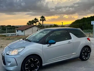 Usata DS Automobiles DS3 Crossback 99 CV (72 kW) 2016 Grigio