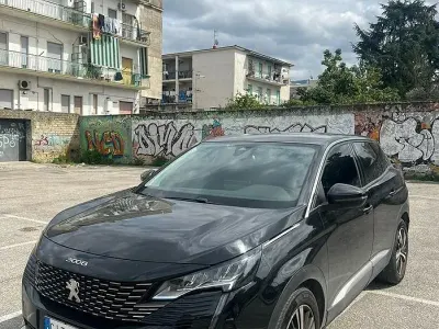 Usata Peugeot 3008 131 CV (96 kW) 2021 Nero SUV