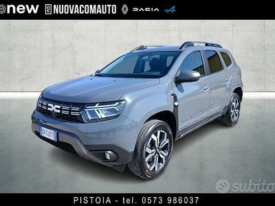 Usata Dacia Duster Journey 101 CV (74 kW) 2023 Grigio chiaro SUV