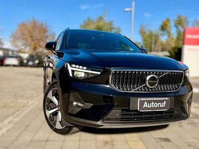 Onyx black Usata 2025 Volvo XC40 Core SUV | 36.000 € (Cara)