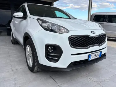 Usata Kia Sportage Active 115 CV (84 kW) 2017 Bianco SUV