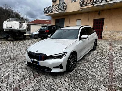 Begagnad BMW 320 Sport Line 190 HK (139 kW) 2020 Vit Kombi