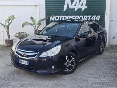Usata Subaru Legacy Comfort 150 CV (110 kW) 2011 Nero Berlina