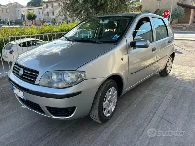 Usata Fiat Punto 60 CV (44 kW) 2006 Utilitaria