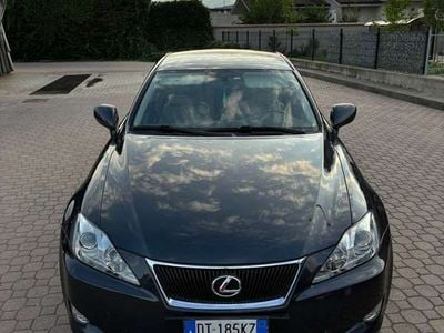 Lexus IS220d
