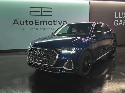 Usata Audi Q3 Sportback S-Line 150 CV (110 kW) 2021 Blu navarra SUV