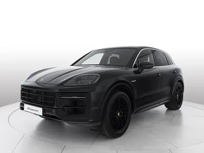 Nuova Porsche Cayenne 2026 Nero cromite metallizzato SUV