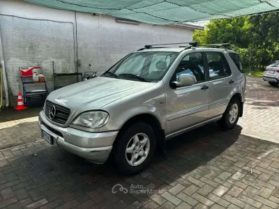 Usado Mercedes G320 218 CV (160 kW) 2000 Plateado SUV