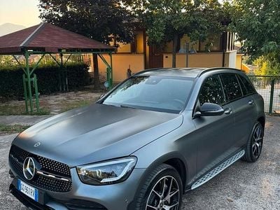 Mercedes GLC300