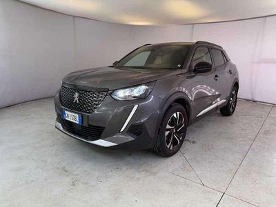Usata Peugeot 2008 Allure 131 CV (96 kW) 2023 Grigio metallizzato scuro SUV