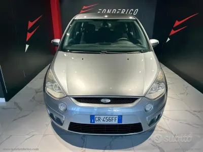Usata Ford S-MAX Titanium 125 CV (91 kW) 2007 Grigio Monovolume