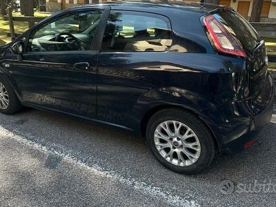 Usata Fiat Punto Evo Active 69 CV (50 kW) 2011 Utilitaria