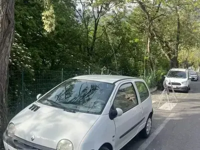 Usado Renault Twingo 58 HP (42 kW) 2005 Branco Citadino
