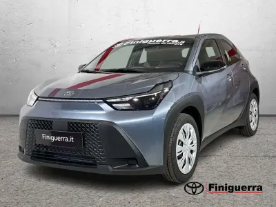 Nuova Toyota Aygo X 116 CV (85 kW) 2026 Blu/azzurro SUV