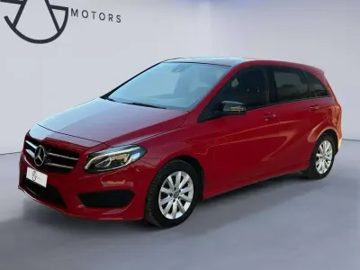 Usata Mercedes B180 Premium 109 CV (80 kW) 2014 Rosso Utilitaria