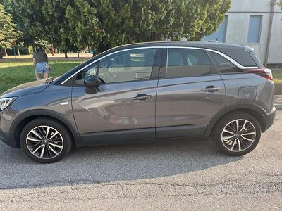 Usata Opel Crossland X 120 CV (88 kW) 2020 Grigio SUV