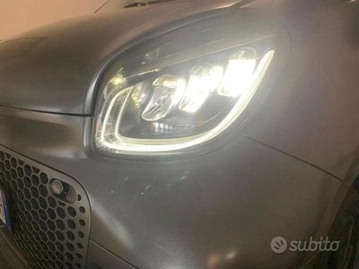 Usata Smart ForTwo Electric Drive Prime 60 kW (82 CV) 2020 Grigio Cabrio