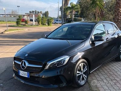 Usata Mercedes A180 Premium 109 CV (80 kW) 2017 Nero Berlina