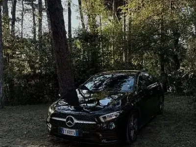 Usata Mercedes 180 116 CV (85 kW) 2019 Nero Berlina