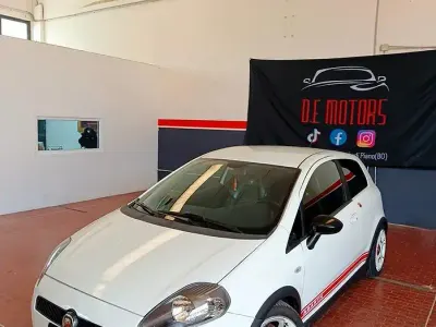 Usata Abarth Grande Punto 155 CV (114 kW) 2008 Bianco Utilitaria
