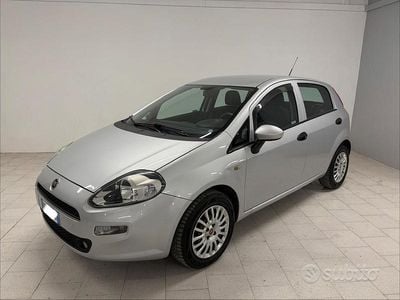 Usata Fiat Punto Street 77 CV (56 kW) 2017 Grigio Utilitaria