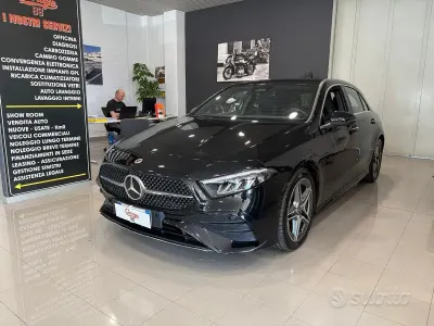Usata Mercedes A200 AMG Line Premium 150 CV (110 kW) 2024 Nero Berlina