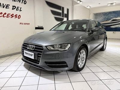 Grigio Usata 2013 Audi A3 Ambiente Berlina | 13.990 € (Buon prezzo)