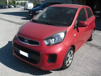 Usata Kia Picanto Active 69 CV (50 kW) 2016 Rosso Utilitaria