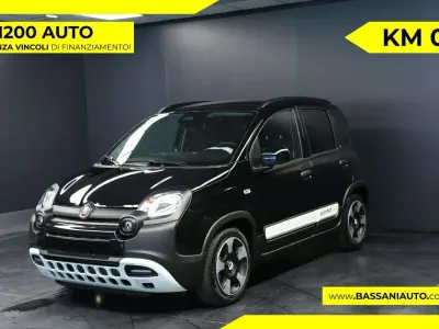Nuova Fiat Panda Cross 65 CV (47 kW) 2026 Nero Utilitaria