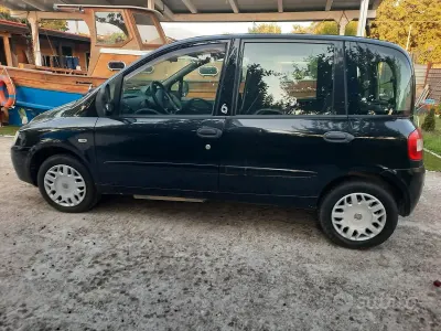 Usata Fiat Multipla 103 CV (75 kW) 2010 Nero Monovolume