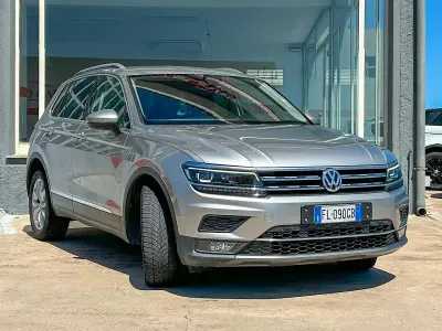 Gebraucht VW Tiguan 150 PS (110 kW) 2017 Grau SUV
