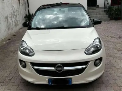 Usata Opel Adam Rocks 69 CV (50 kW) 2017 Utilitaria
