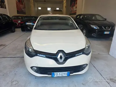 Usata Renault Clio IV Life 75 CV (55 kW) 2016 Bianco Berlina