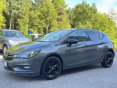 Usata Opel Astra Innovation 136 CV (100 kW) 2019 Grigio Berlina