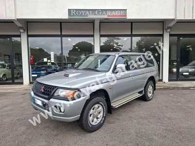 Usata Mitsubishi Pajero Sport 99 CV (72 kW) 2000 Hamilton silver (a71) SUV
