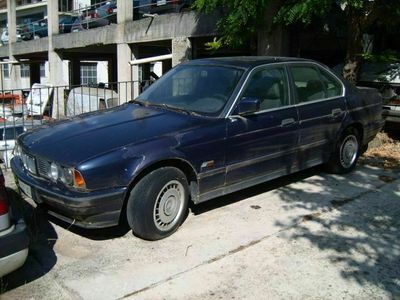 BMW 525