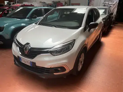 Usata Renault Captur 90 CV (66 kW) 2019 Bianco SUV