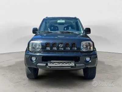 Usata Suzuki Jimny 82 CV (60 kW) 2003 Nero SUV