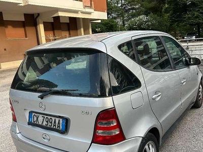 Argento Usata 2004 Mercedes 170 Monovolume | 1600 €