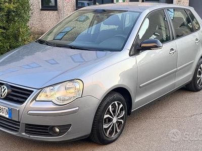 Usata VW Polo Comfortline 70 CV (51 kW) 2007 Grigio Utilitaria