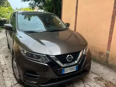 Usata Nissan Qashqai 140 CV (102 kW) 2021 Marrone SUV