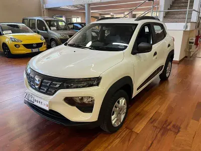 Usata Dacia Spring Comfort 17 kW (24 CV) 2021 Bianco Utilitaria