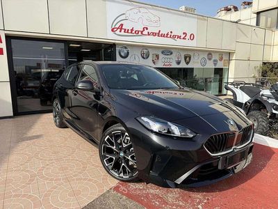 Usata BMW 120 M Sport 163 CV (119 kW) 2024 Saphirschwarz Utilitaria