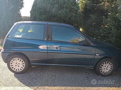 Usata Lancia Ypsilon 80 CV (58 kW) 2003 Blu Utilitaria