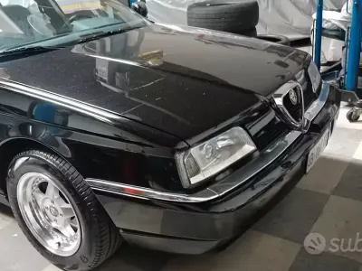 Usata Alfa Romeo 164 Super 144 CV (105 kW) 1994 Nero Berlina