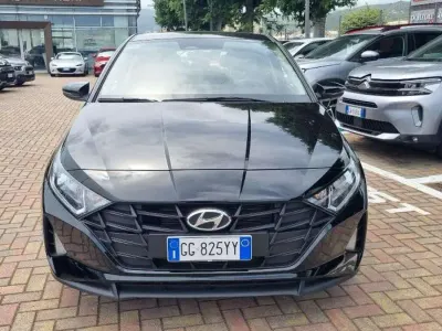 Usata Hyundai i20 84 CV (61 kW) 2022 Nero Utilitaria