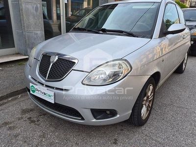Usata Lancia Ypsilon 77 CV (56 kW) 2007 Grigio Utilitaria